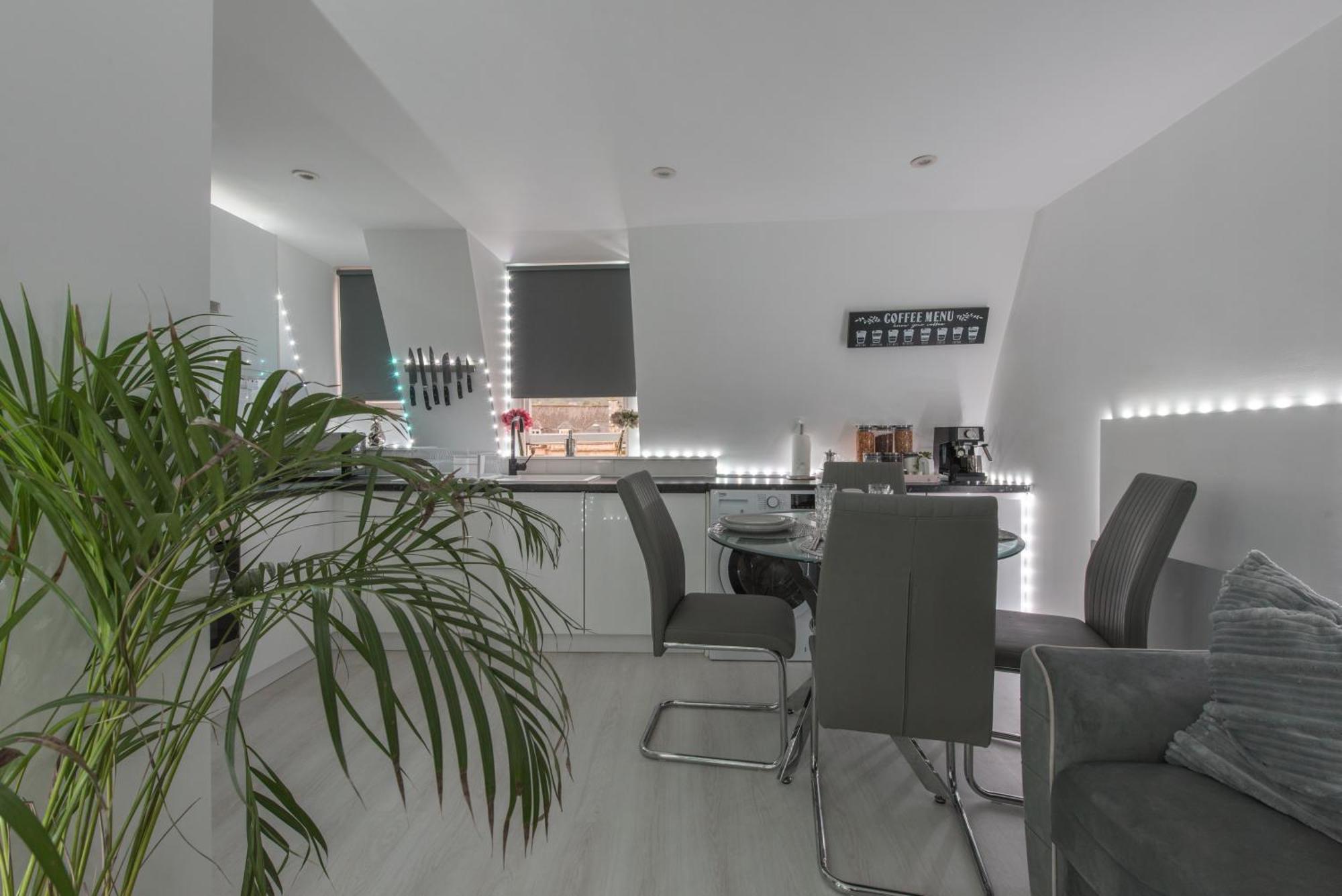 Parade Gardens Boutique Apartments- Central, Grade I Listed, 4K Tvs, Hidden Views Bath Bagian luar foto